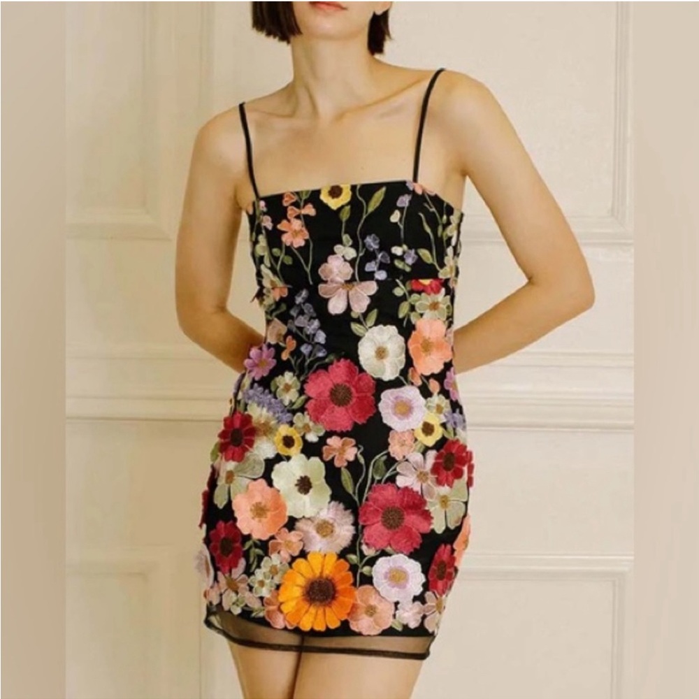 Storia 3D Floral Dress | Size: Large